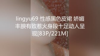 商场女厕全景偷拍20多位时尚小姐姐尿尿??身材相貌绝佳