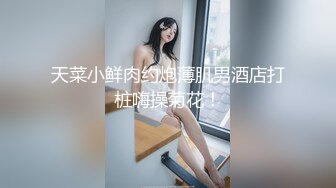 我的极品老婆穿着丝袜诱惑我