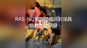 八块腹肌被东北父子俩猛攻骚穴,两根大鸡吧狂插骚逼无套双龙干到骚逼尿失禁