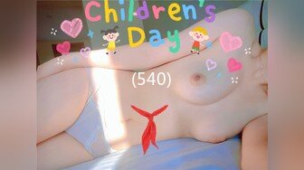 STP24501 【后入的小姐姐】，全网第一电动美臀，这高频率抽插哪个男人扛得住？？？舌头超灵活，极品尤物，最佳性爱小骚货