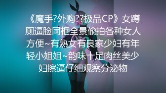 演员、模特于一身网红极品波霸反差婊女神【谭晓彤】最新私拍，倾国倾城复古COS贵妃分开双腿蜜穴