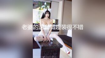 猫吃高潮。脉动女性奶油高潮的特写视图