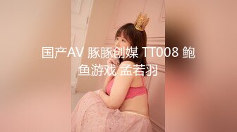 后入骚老婆的大白屁股内射